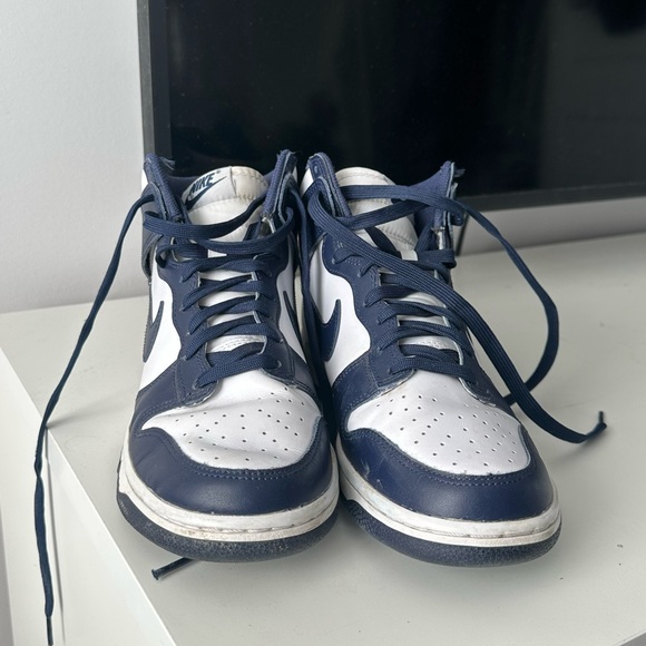 Navy Nike Dunk High - Picture 2 of 6